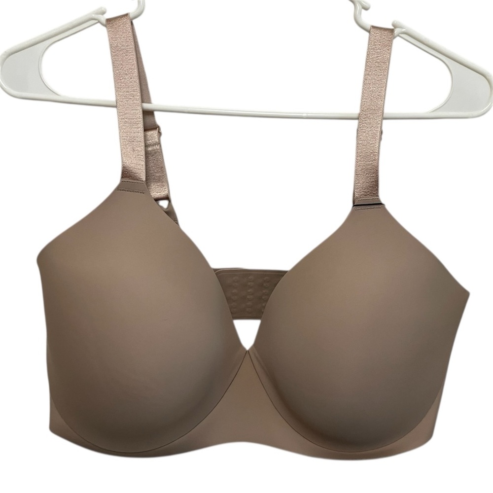 Eby pain free t shirt bra nude NEW